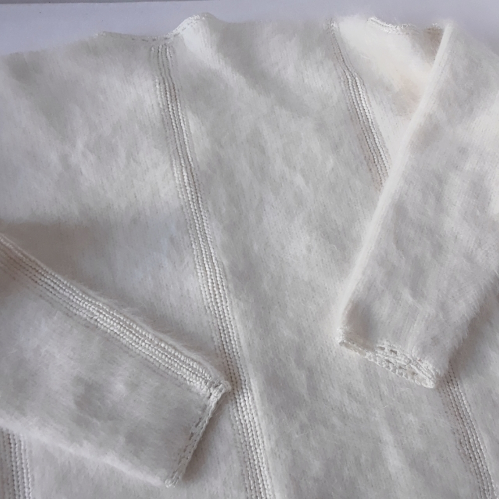 SOLD. Jacques Daniel. Angora Wool-Blend Knit Cardigan. Off-White. Small - Picture 15 of 16